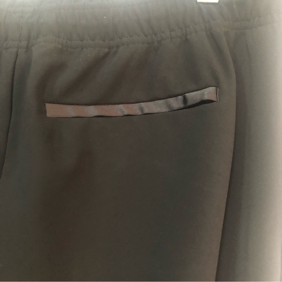 Athleta metropolis drawstring elastic waist jogger pant in black size 10T EUC - Picture 7 of 10